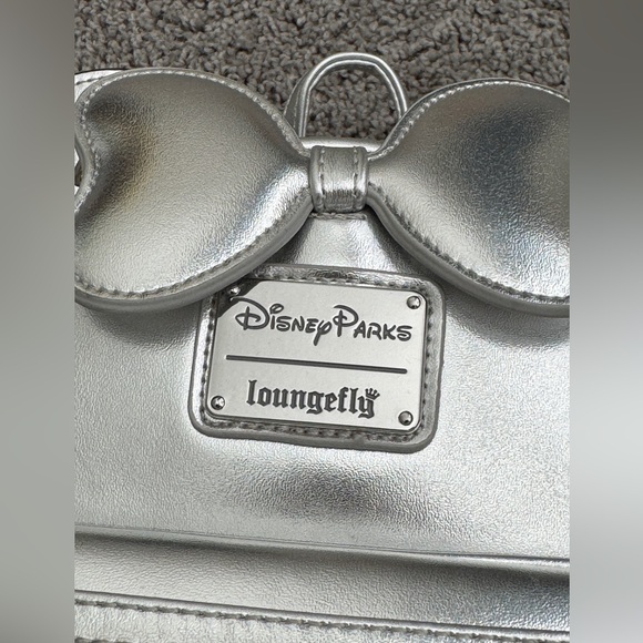 Loungefly Minnie Mouse Disney100 Platinum Mini Backpack - Picture 13 of 15